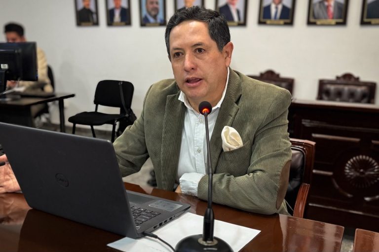 Lee más sobre el artículo Ante casos de abigeato en el sur de Pasto, el Concejo Municipal solicitó a la Policía Nacional y a la Alcaldía de Pasto medidas inmediatas de seguridad y control